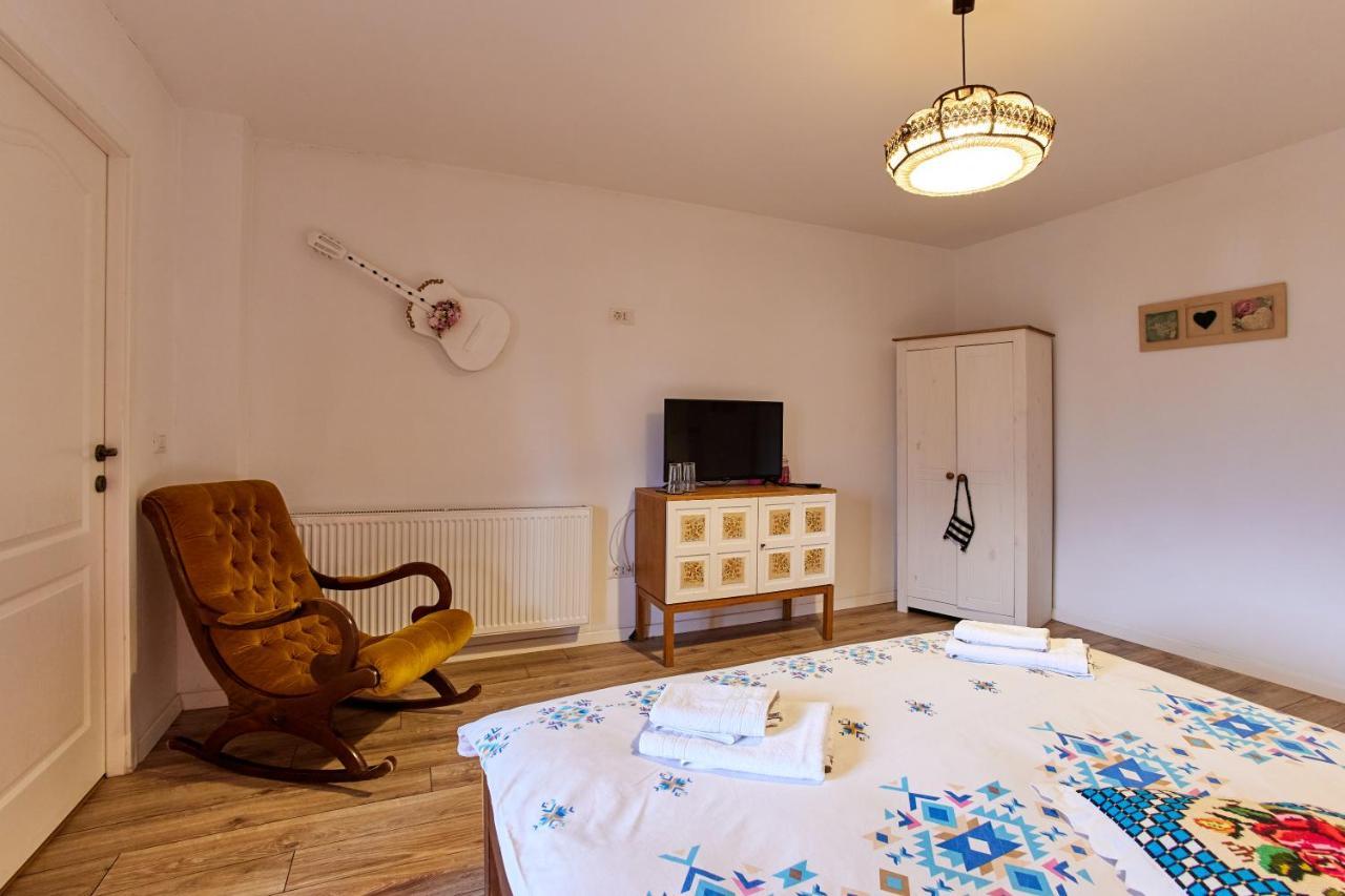 Gradina Lu' Ion "A Home Away From Home" (Adults Only) Vişeu de Sus 외부 사진
